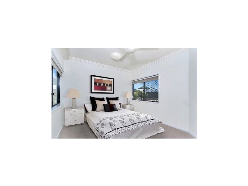 2 Jabiru Court, Smithfield QLD 4878