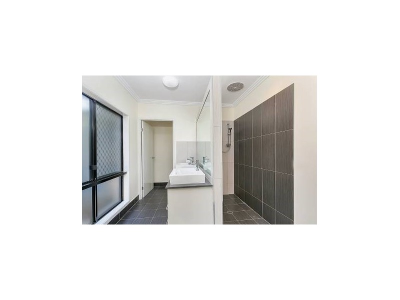 2 Jabiru Court, Smithfield QLD 4878