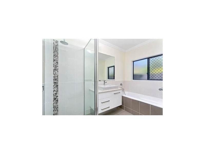 2 Jabiru Court, Smithfield QLD 4878