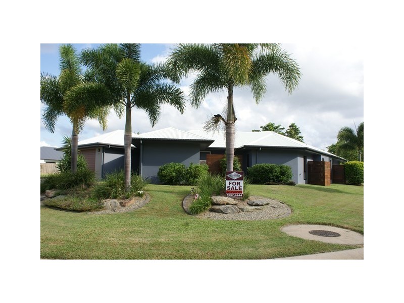 2 Jabiru Court, Smithfield QLD 4878