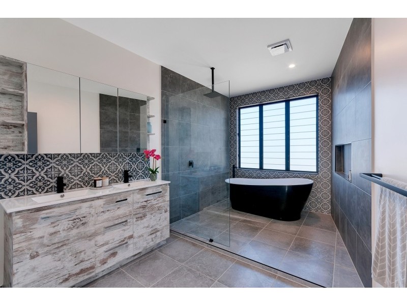 62 Marina Quay, Trinity Park QLD 4879