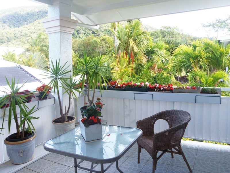 1/70 Cedar Road, Palm Cove QLD 4879