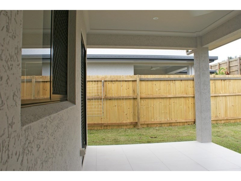 17 Brockman way, Smithfield QLD 4878