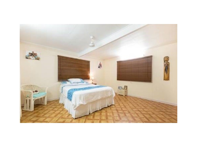 394 Palmerston Highway, Stoters Hill QLD 4860