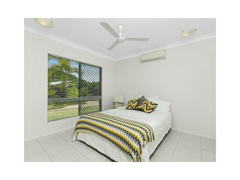 105 Roberts Drive, Trinity Beach QLD 4879