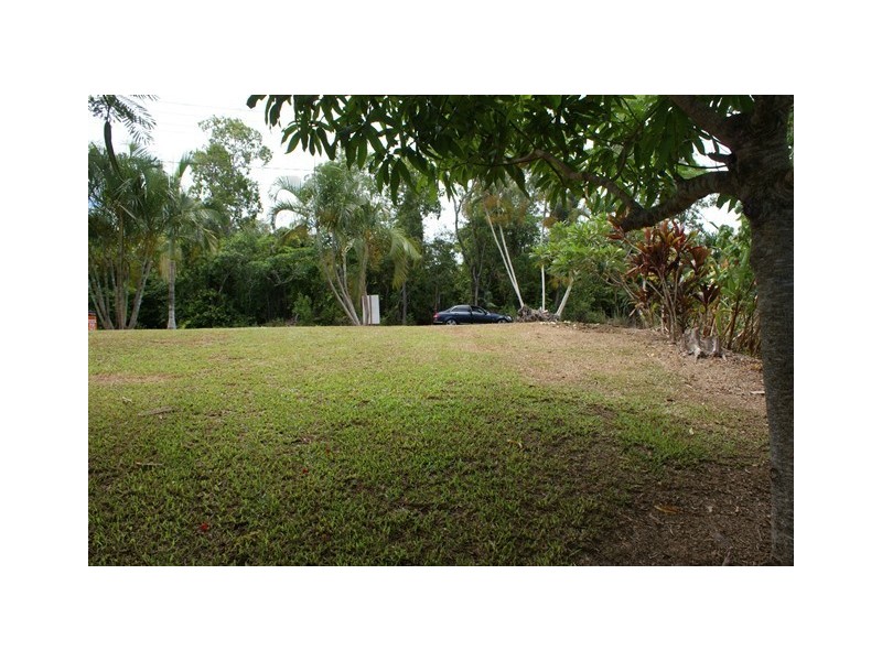 28 Mission Beach Road, Mission Beach QLD 4852