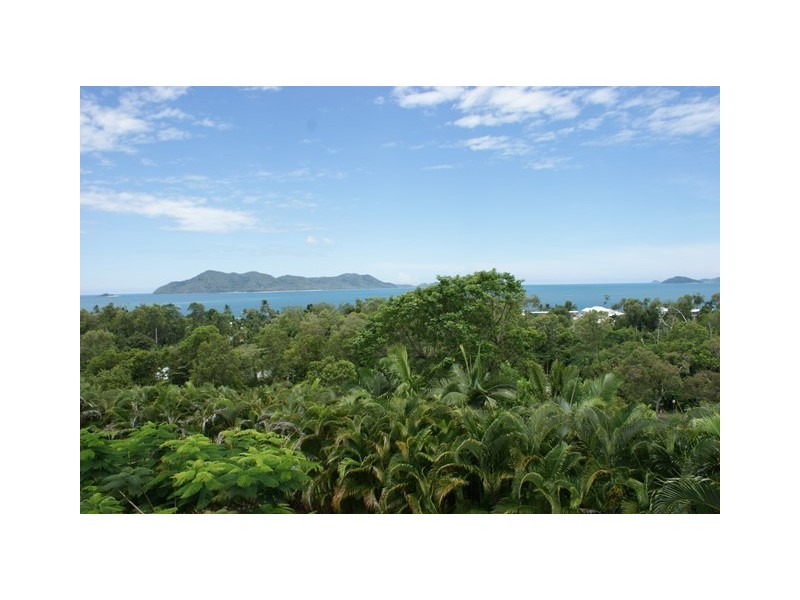 28 Mission Beach Road, Mission Beach QLD 4852