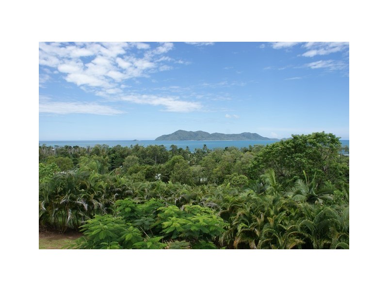 28 Mission Beach Road, Mission Beach QLD 4852