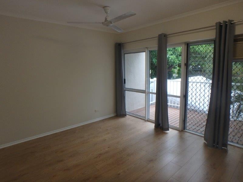 8/21 Fairweather Street, Yorkeys Knob QLD 4878