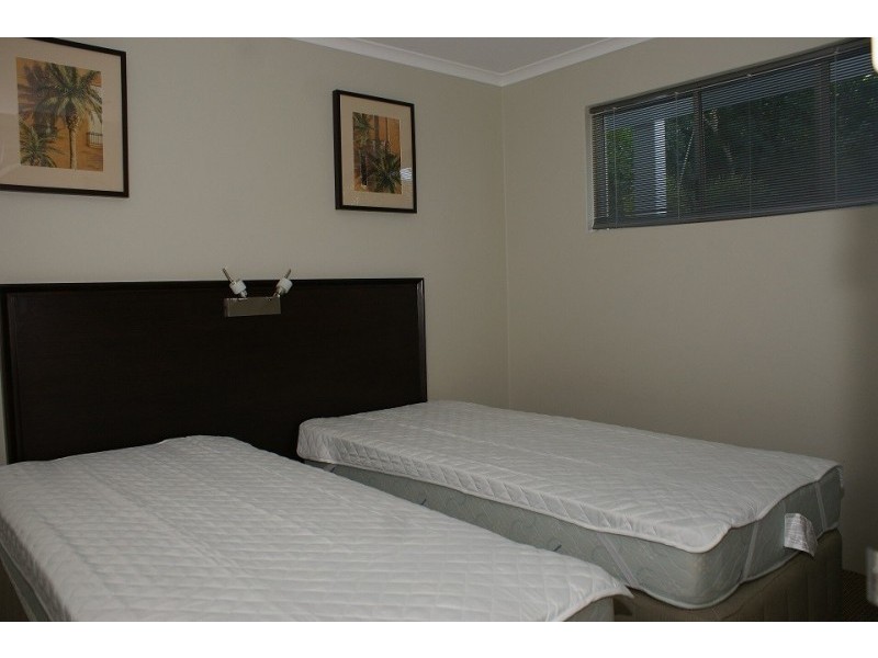 221/241 Coaral Coast Drive, Palm Cove QLD 4879