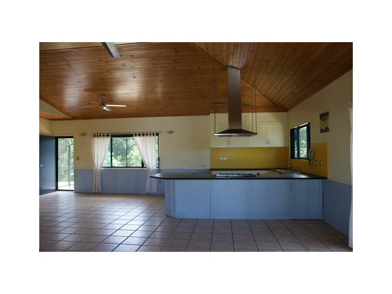 29 Holland Street, Wongaling Beach QLD 4852