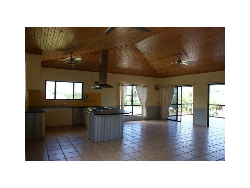 29 Holland Street, Wongaling Beach QLD 4852