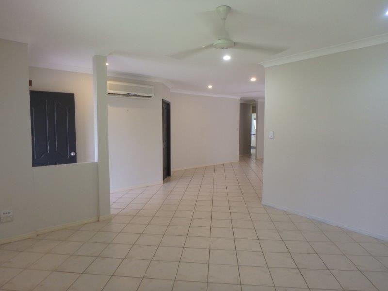 28 Ellis Close, Kewarra Beach QLD 4879