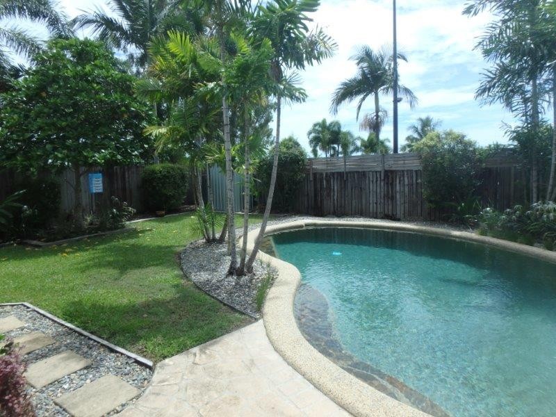 28 Ellis Close, Kewarra Beach QLD 4879
