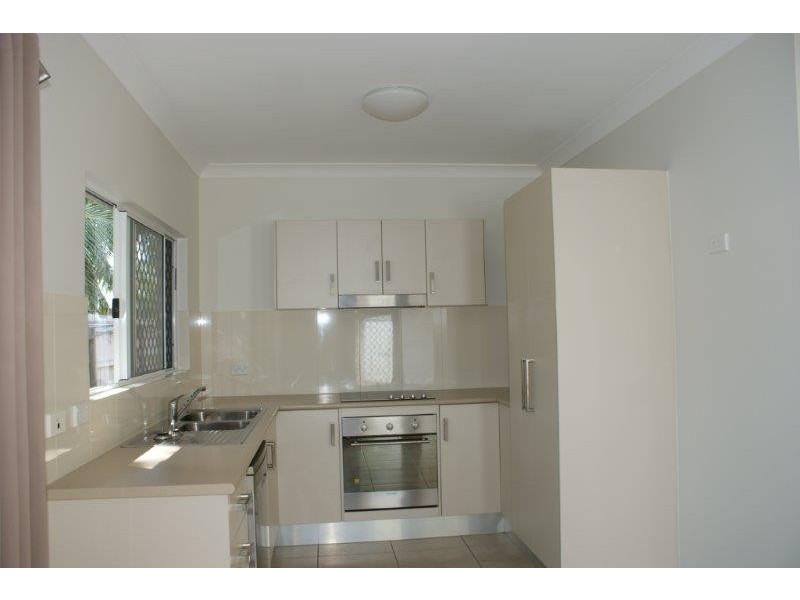 11B Morobe Close, Trinity Beach QLD 4879