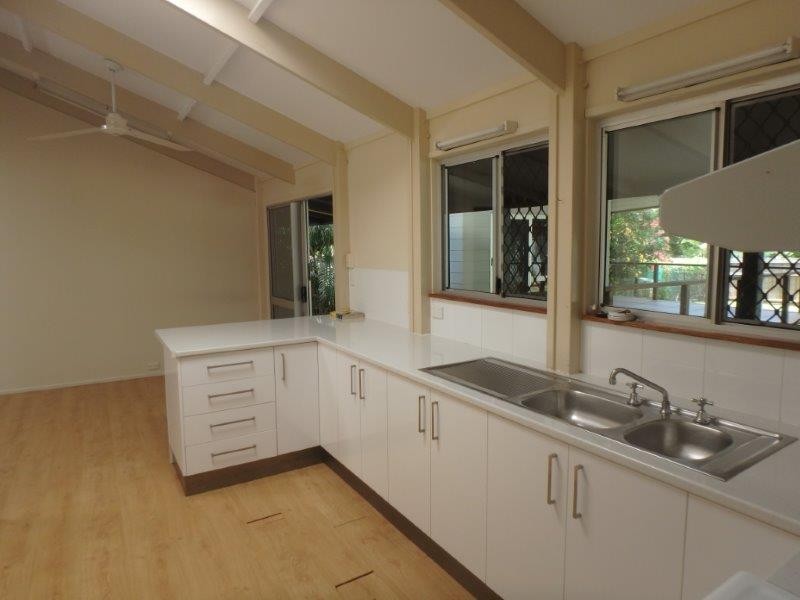 121 Trinity Beach Road, Trinity Beach QLD 4879