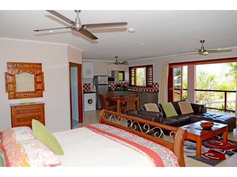 129 Reid Road, Mission Beach QLD 4852