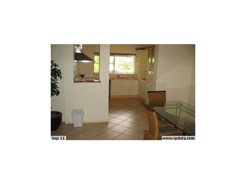 606/2 Greenslopes Street, Cairns North QLD 4870