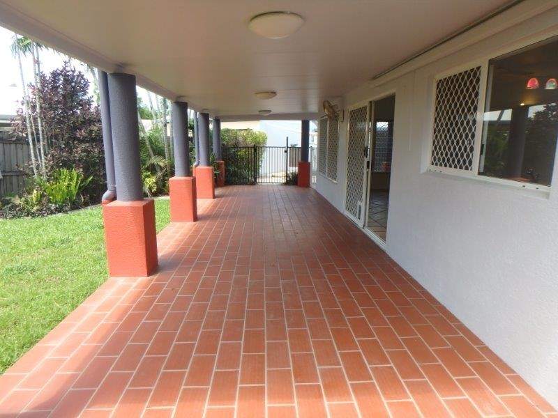 13 Garnet Street, Smithfield QLD 4878