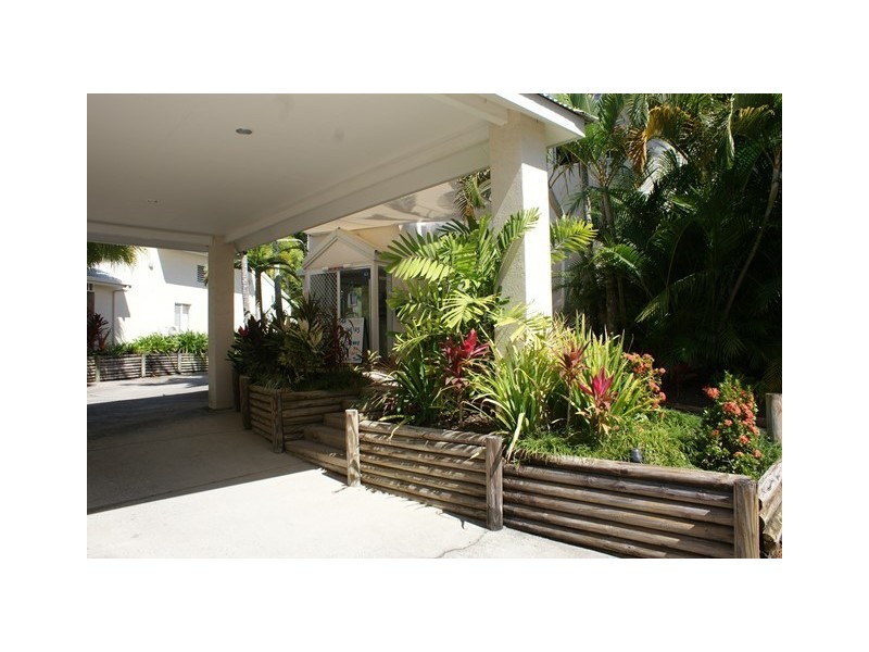 33/24 Warren Street, Palm Cove QLD 4879