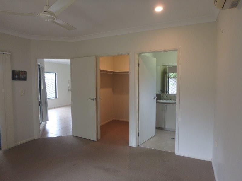 41 Norwood Crescent, Trinity Park QLD 4879
