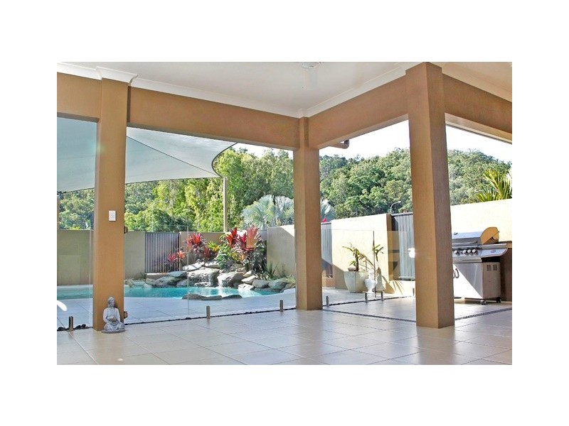 85 Roberts Drive, Trinity Beach QLD 4879