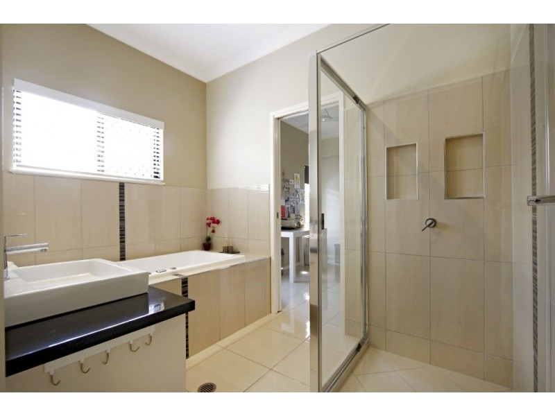 85 Roberts Drive, Trinity Beach QLD 4879