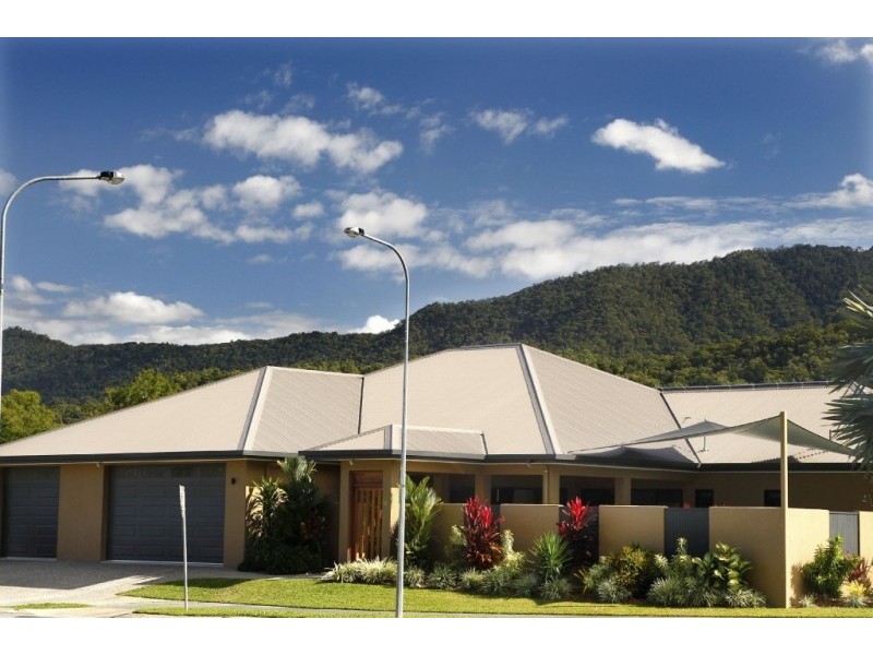 85 Roberts Drive, Trinity Beach QLD 4879