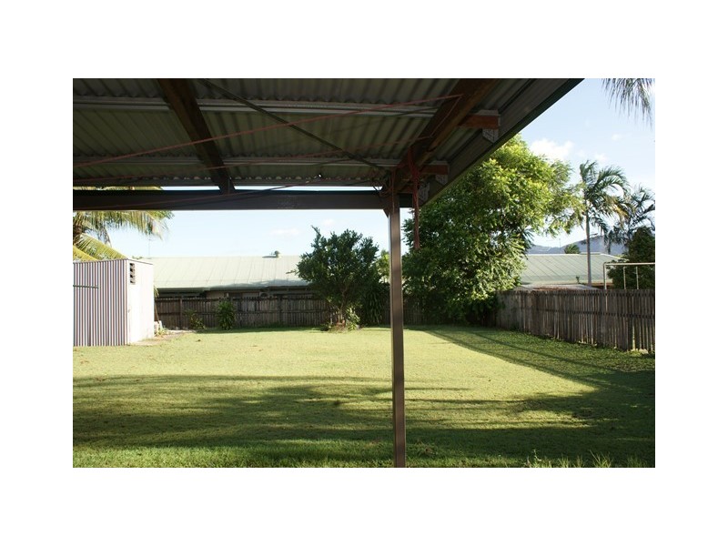 87 Hoare Street, Manunda QLD 4870