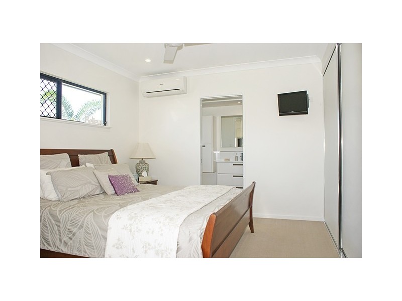 14 Brockman Way, Smithfield QLD 4878