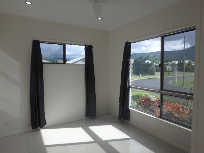 11 Brookville Garden, Smithfield QLD 4878