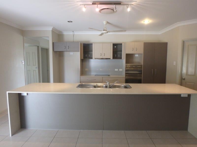 11 Chystanthus Street, Trinity Park QLD 4879