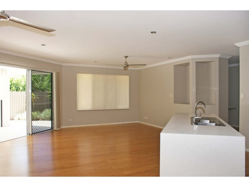 38 Norwood Crescent, Trinity Park QLD 4879