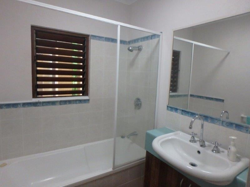4 Squeaky Close, Kewarra Beach QLD 4879