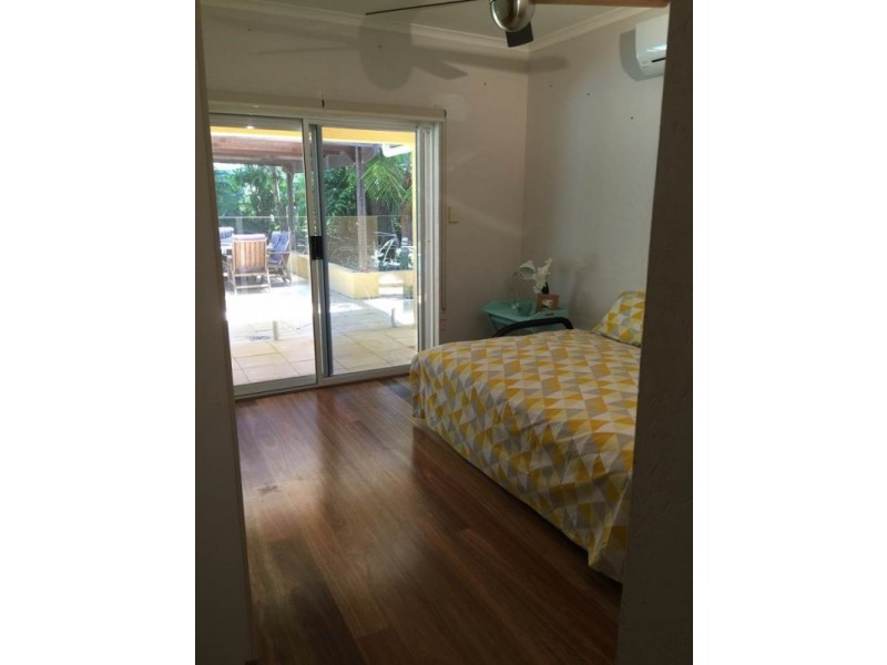 4 Squeaky Close, Kewarra Beach QLD 4879