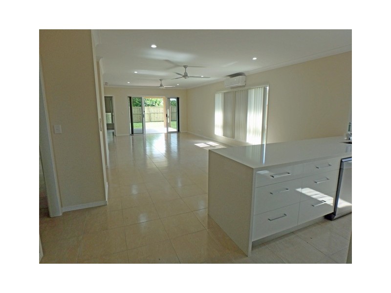 Trinity Beach QLD 4879