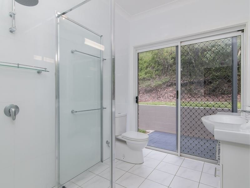 9 Mt William Close, Redlynch QLD 4870
