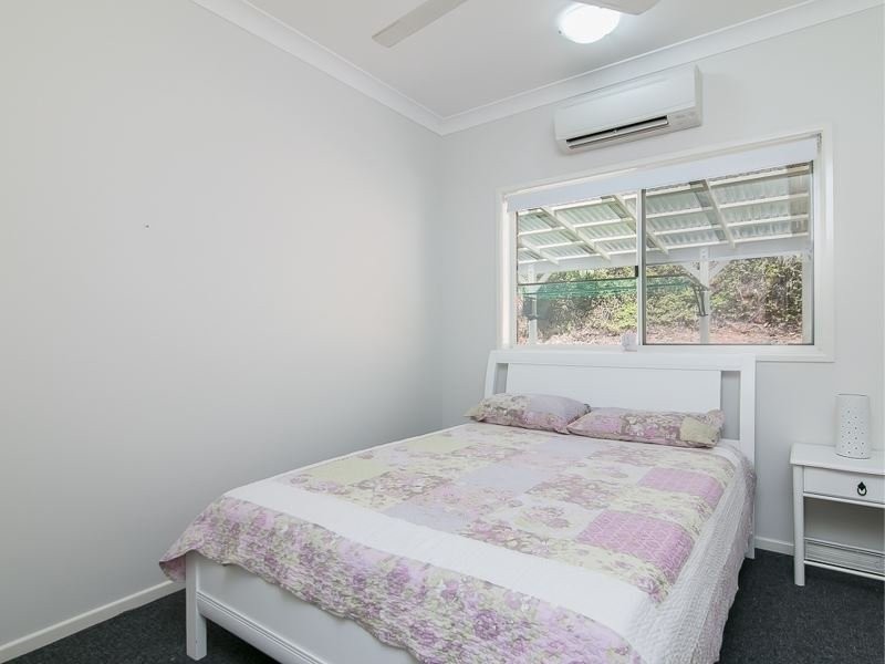 9 Mt William Close, Redlynch QLD 4870