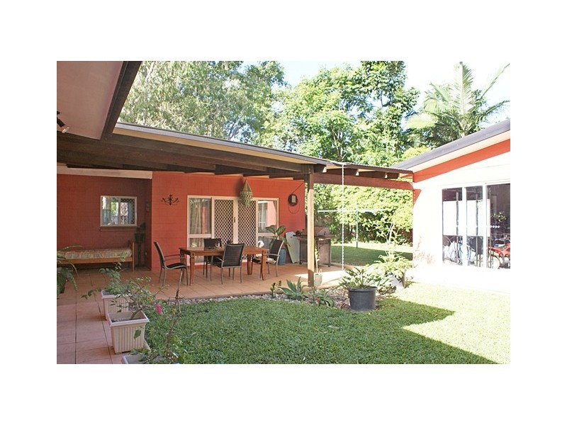 45 Endeavour Road, Clifton Beach QLD 4879