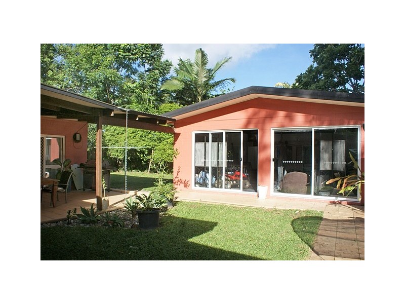 45 Endeavour Road, Clifton Beach QLD 4879