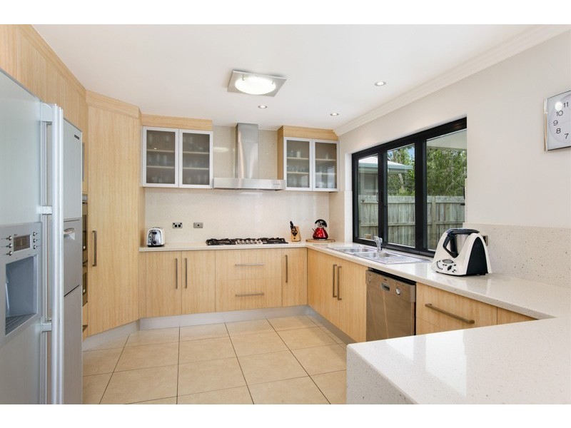 7 Icefire Quay, Trinity Park QLD 4879