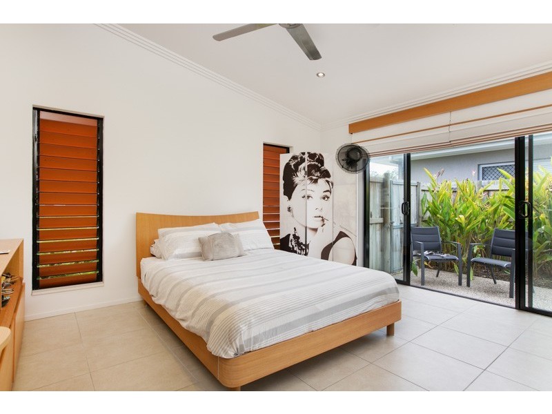 7 Icefire Quay, Trinity Park QLD 4879