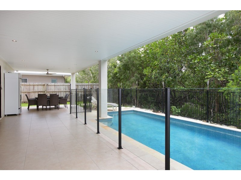 7 Icefire Quay, Trinity Park QLD 4879