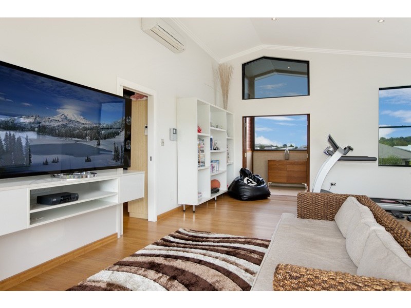 7 Icefire Quay, Trinity Park QLD 4879