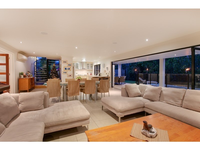 7 Icefire Quay, Trinity Park QLD 4879