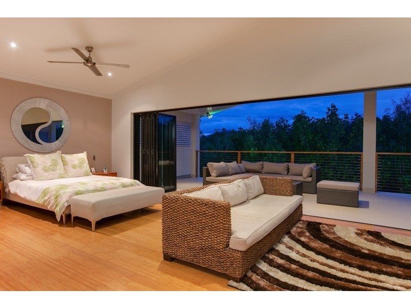 7 Icefire Quay, Trinity Park QLD 4879