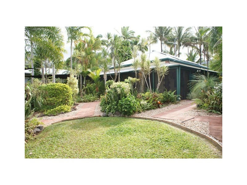 7 Coolangatta close, Kewarra Beach QLD 4879