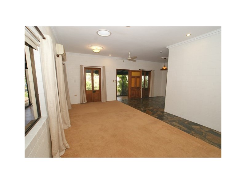 7 Coolangatta close, Kewarra Beach QLD 4879