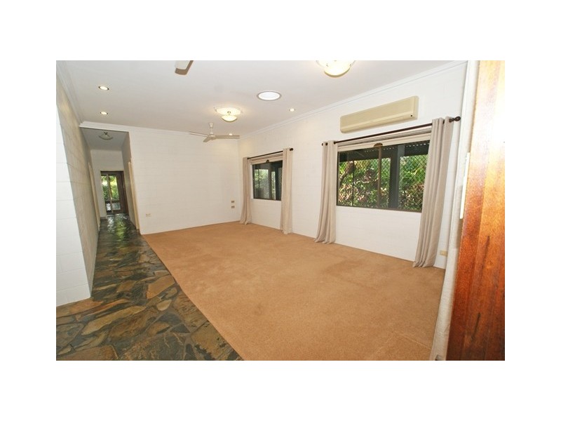 7 Coolangatta close, Kewarra Beach QLD 4879