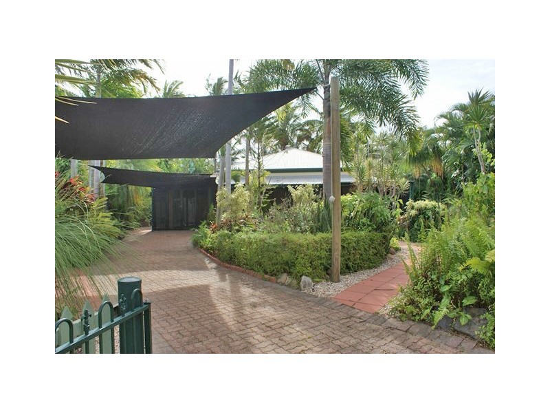 7 Coolangatta close, Kewarra Beach QLD 4879